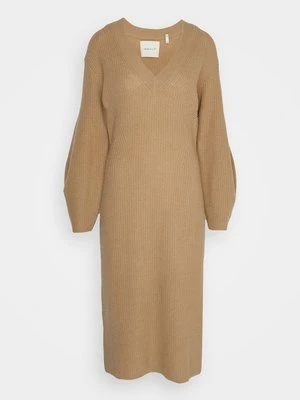 Sukienka dzianinowa Gant