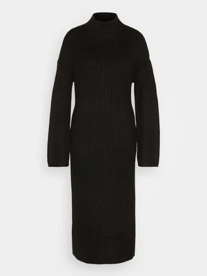Sukienka dzianinowa Gina Tricot