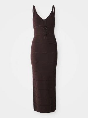 Sukienka dzianinowa Gina Tricot