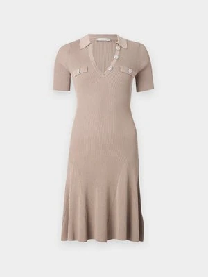 Sukienka dzianinowa Guess