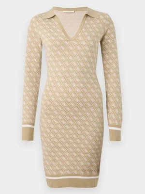 Sukienka dzianinowa Guess