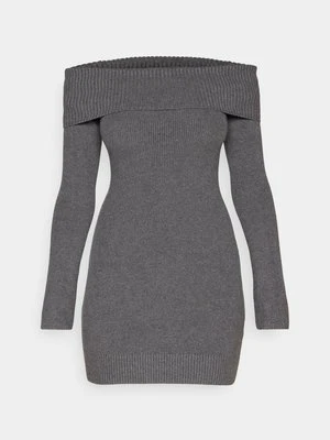 Sukienka dzianinowa Hollister Co.