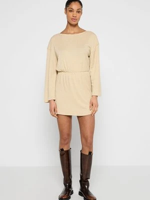 Sukienka dzianinowa JDY