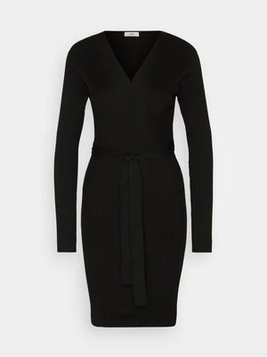 Sukienka dzianinowa JDY