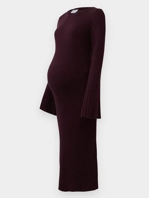 Sukienka dzianinowa Mamalicious