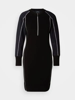 Sukienka dzianinowa Marc Cain