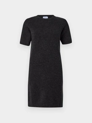 Sukienka dzianinowa Marella