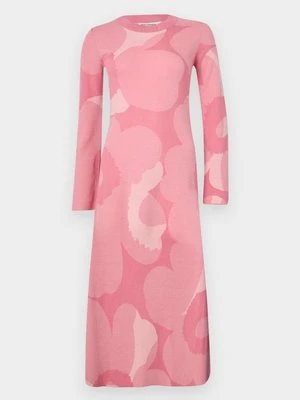 Sukienka dzianinowa Marimekko