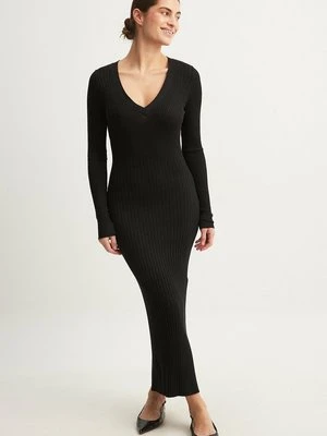 Sukienka dzianinowa NA-KD