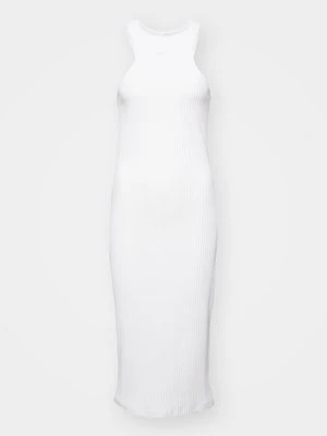 Sukienka dzianinowa Nike Sportswear