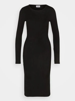 Sukienka dzianinowa Noisy May