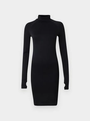 Sukienka dzianinowa Noisy May