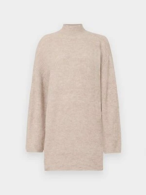 Sukienka dzianinowa Noisy May