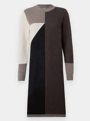 Sukienka dzianinowa Object