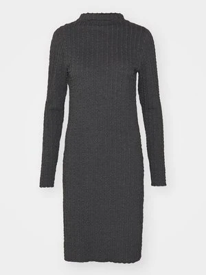 Sukienka dzianinowa Only