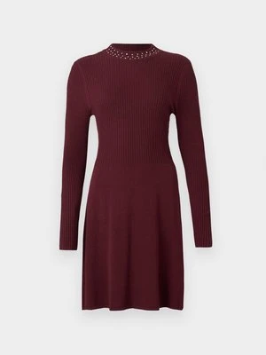 Sukienka dzianinowa Only