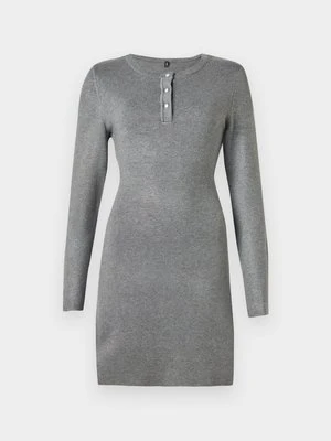 Sukienka dzianinowa Only