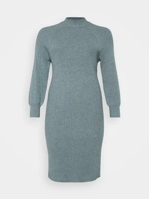 Sukienka dzianinowa ONLY Carmakoma