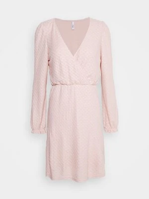 Sukienka dzianinowa Only Petite