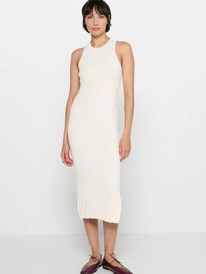 Sukienka dzianinowa & Other Stories