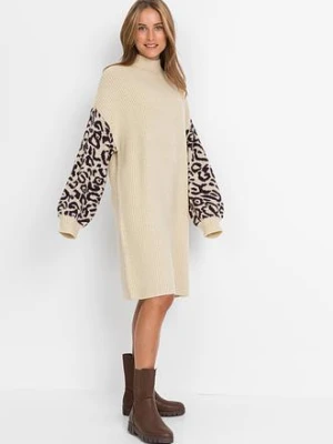 Sukienka dzianinowa oversized w cętki leoparda bonprix