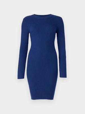 Sukienka dzianinowa Pieces