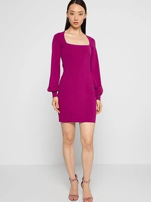 Sukienka dzianinowa pinko