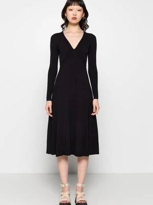 Sukienka dzianinowa pinko