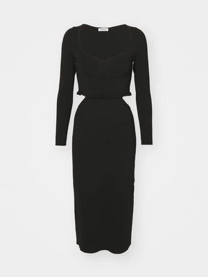 Sukienka dzianinowa sandro