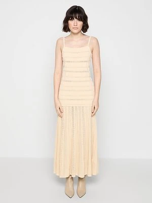 Sukienka dzianinowa sandro