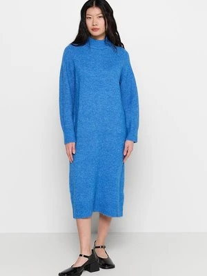Sukienka dzianinowa Selected Femme