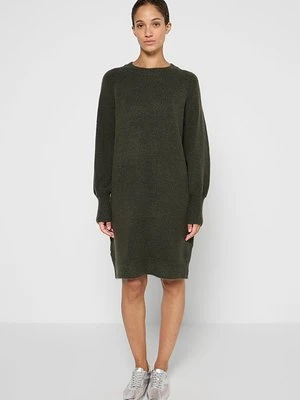 Sukienka dzianinowa Selected Femme