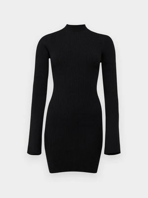 Sukienka dzianinowa SOMETHINGNEW