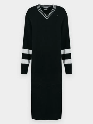 Sukienka dzianinowa Tommy Hilfiger