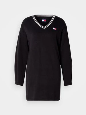 Sukienka dzianinowa Tommy Jeans