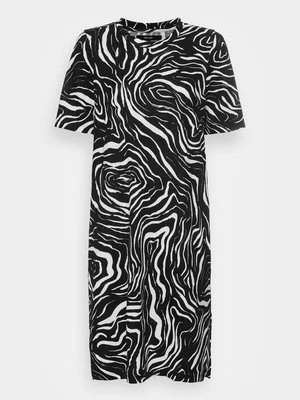 Sukienka dzianinowa Vero Moda