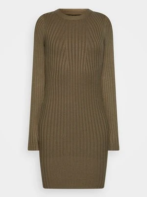 Sukienka dzianinowa Vero Moda