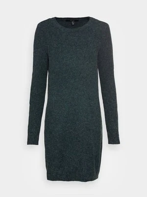 Sukienka dzianinowa Vero Moda
