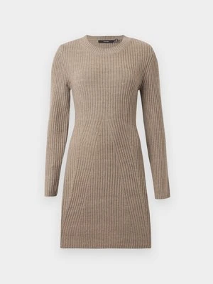 Sukienka dzianinowa Vero Moda