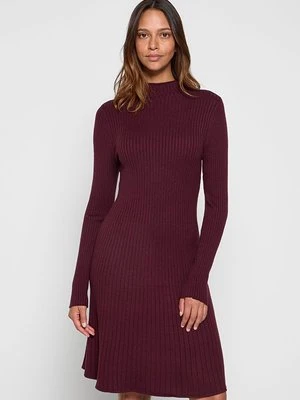 Sukienka dzianinowa Vero Moda