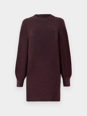 Sukienka dzianinowa Vero Moda