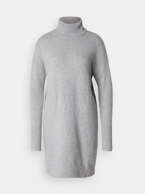 Sukienka dzianinowa Vero Moda