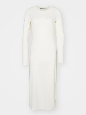 Sukienka dzianinowa Vero Moda