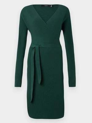 Sukienka dzianinowa Vero Moda