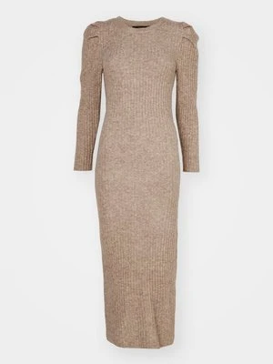 Sukienka dzianinowa Vero Moda