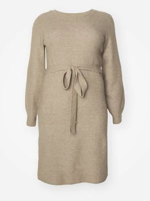 Sukienka dzianinowa Vero Moda Curve