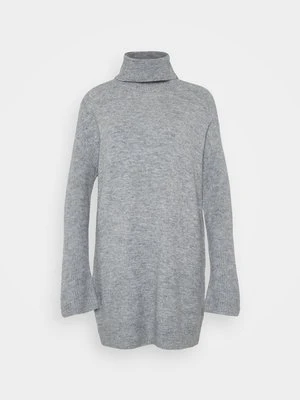 Sukienka dzianinowa Vero Moda Petite