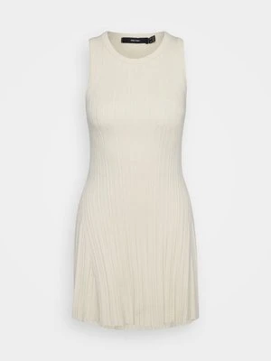 Sukienka dzianinowa Vero Moda Petite