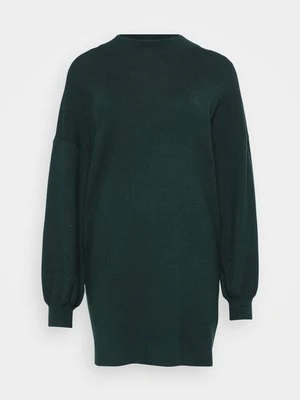 Sukienka dzianinowa Vero Moda Petite