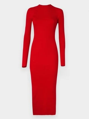 Sukienka dzianinowa Vero Moda Tall